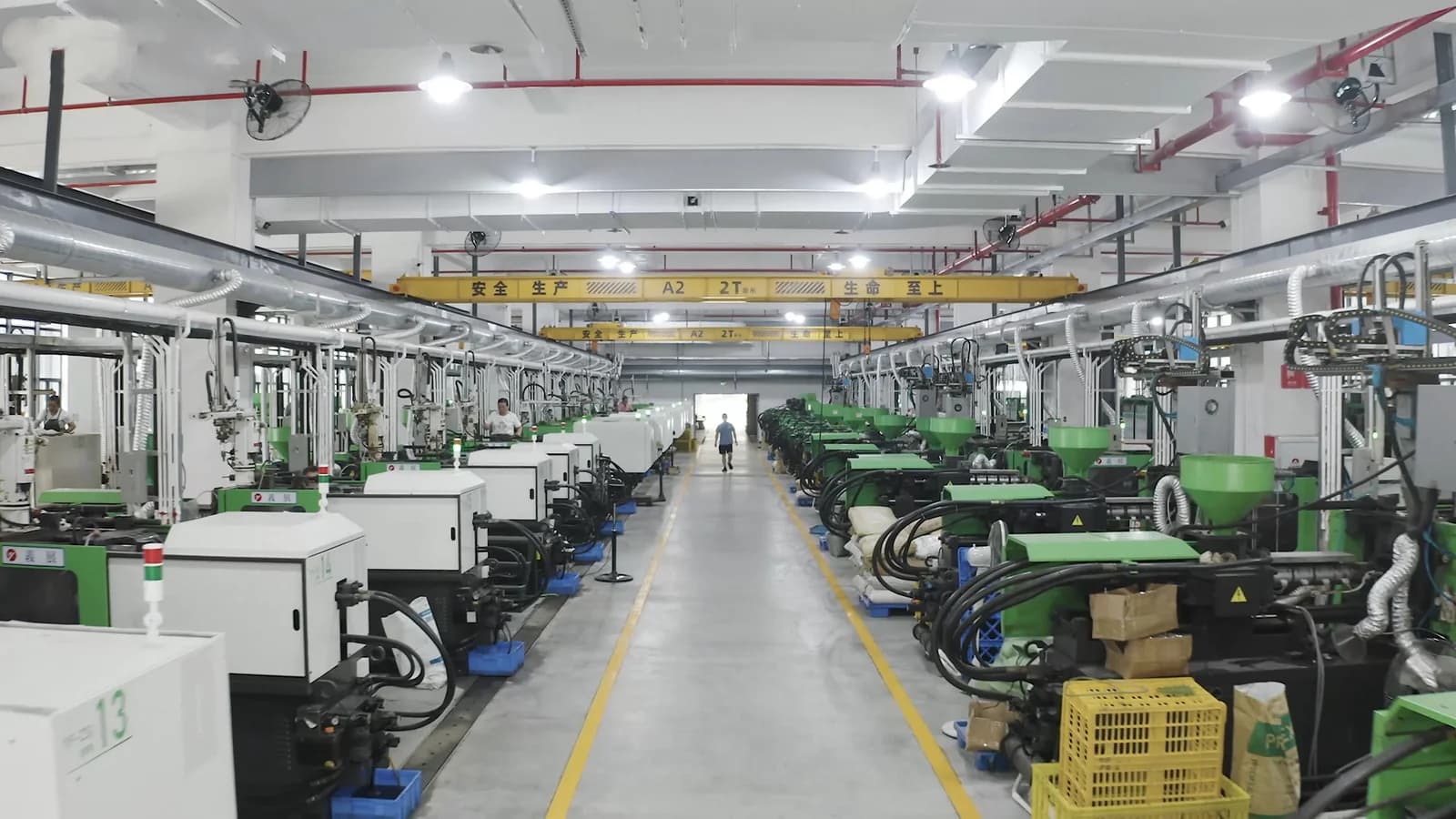 Production floor with rows of machinery, shown in Silvanest’s brand presentation